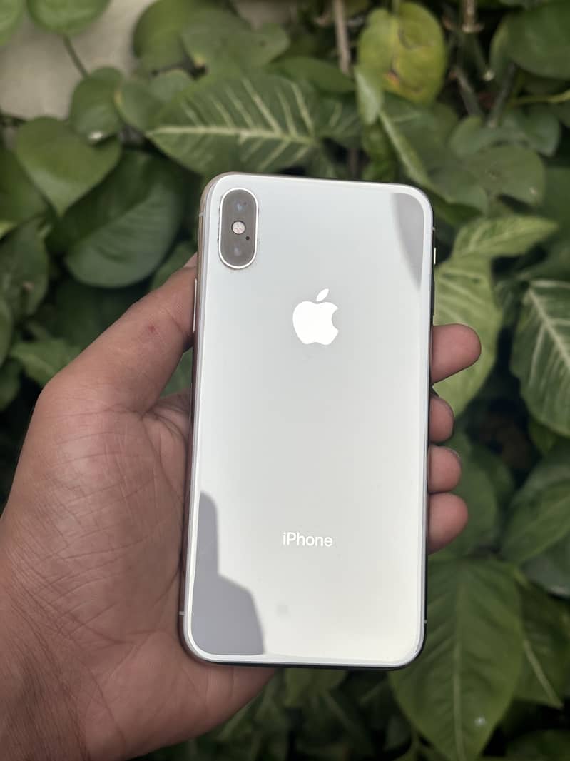 Apple iPhone X 6