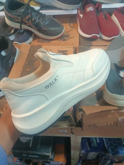 Stylish White Casual Shoes for men.