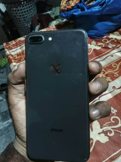 Apple iPhone 8 Plus