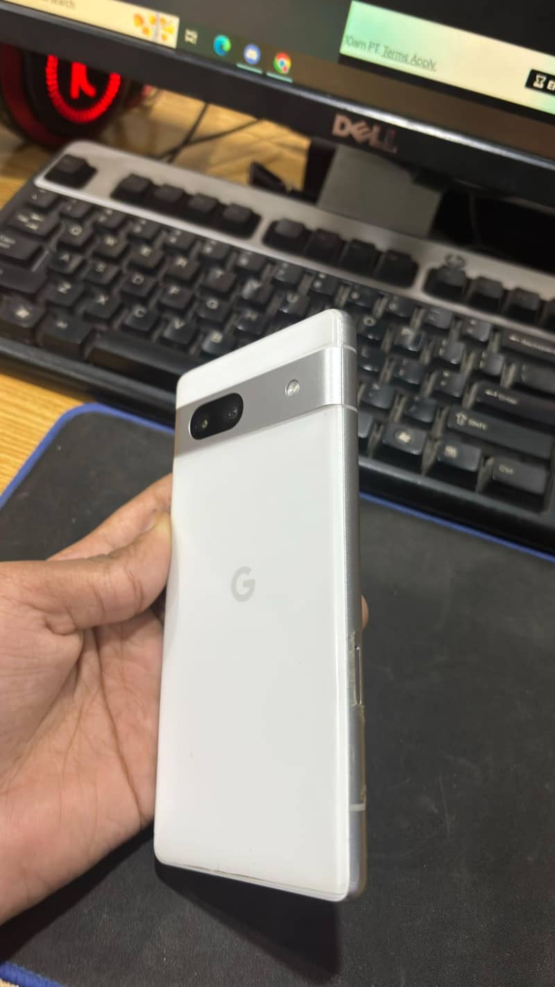 Google Pixel 7a 2