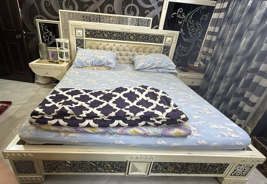 Good double bed without matris 4