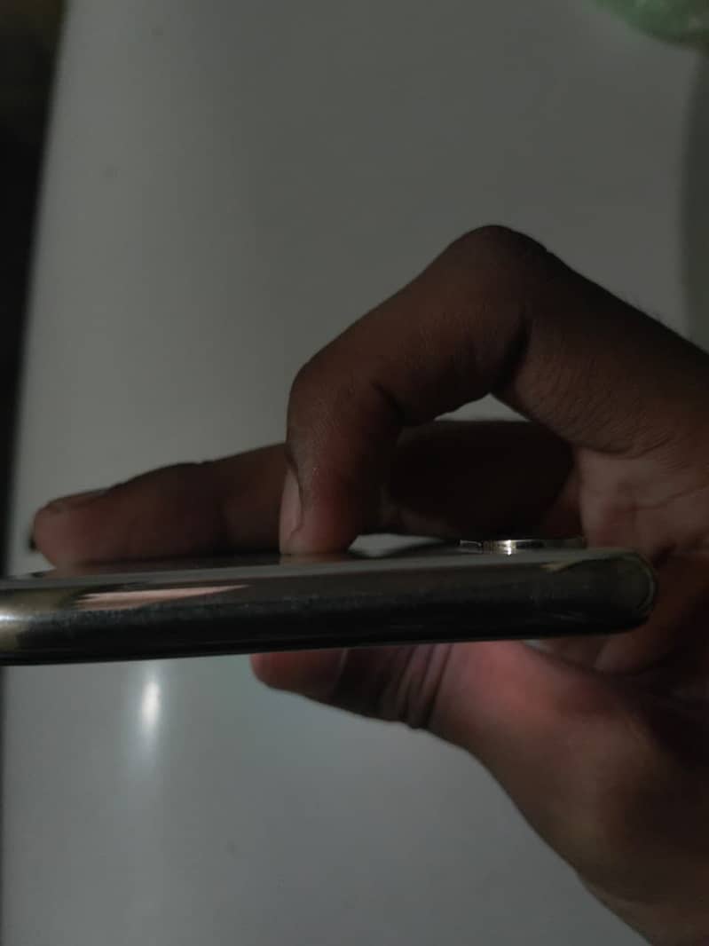 Apple iPhone X 9