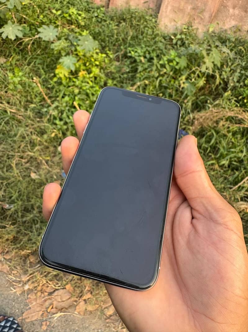 Apple iPhone X 2