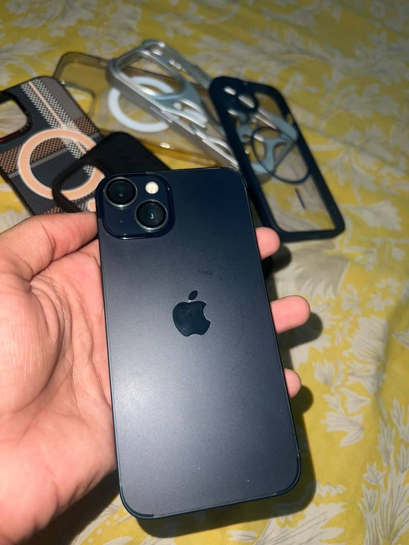 Apple iPhone 13 1