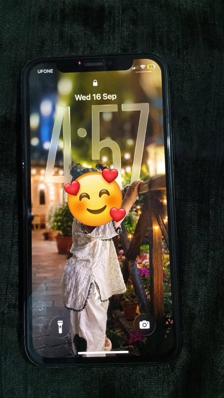 Apple iPhone 11 Pro Max 0