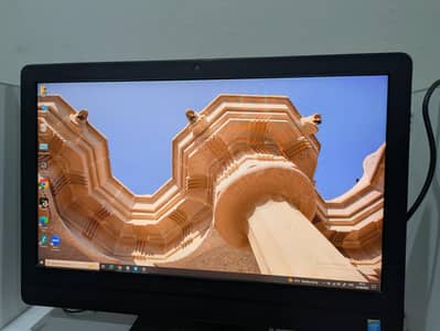 used 1 year  RAM 8.00GB Core i5  113 MB
