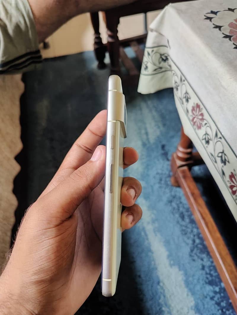 Google Pixel 7 2