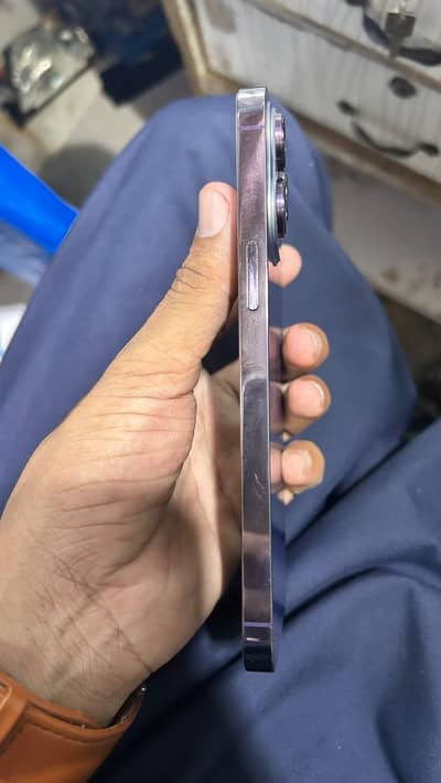 iPhone 14 Pro Max