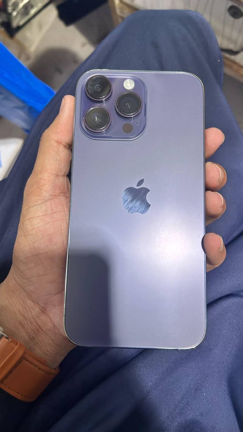 iPhone 14 Pro Max 2