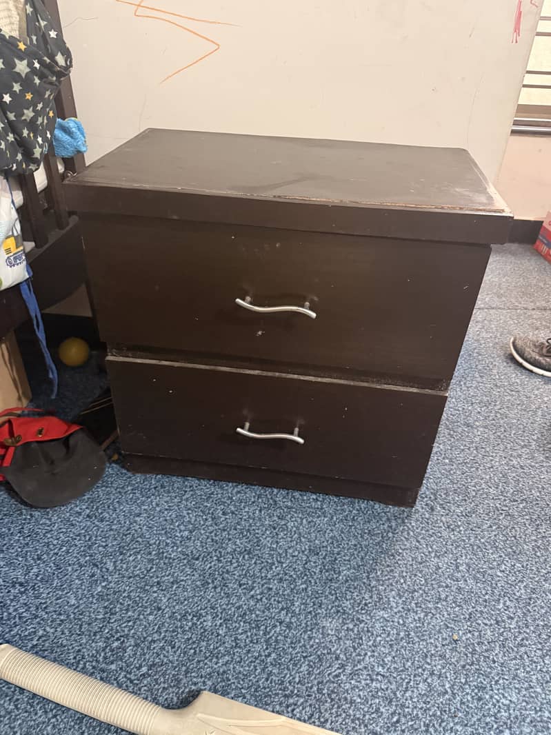 Double bed with two side tables 1