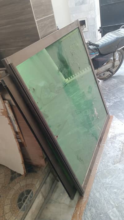 Almunimu window 4/7