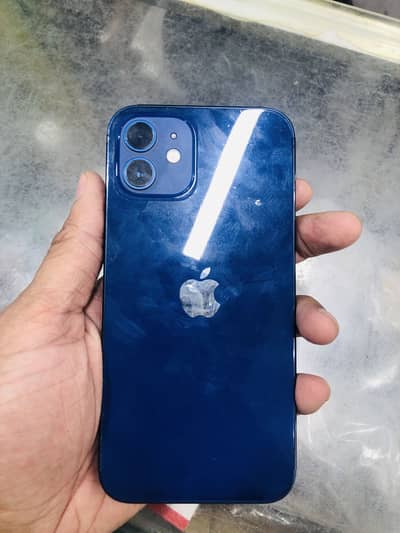 Apple iPhone 12