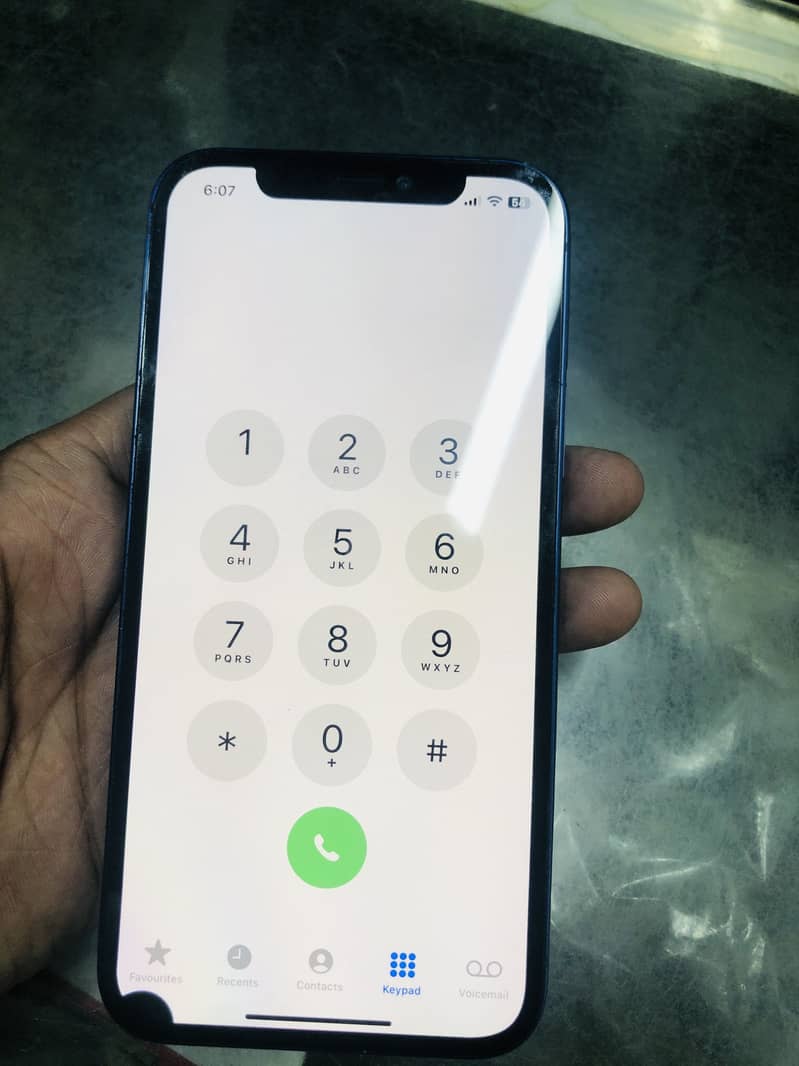 Apple iPhone 12 1