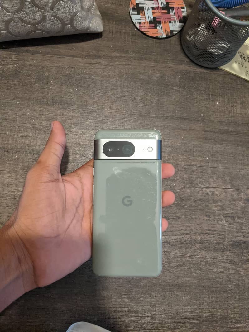 Google Pixel 8 1