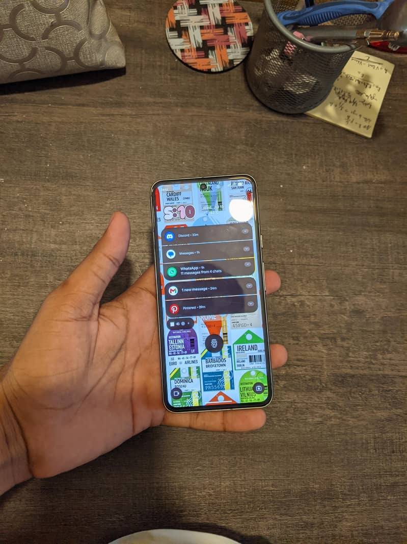 Google Pixel 8 3