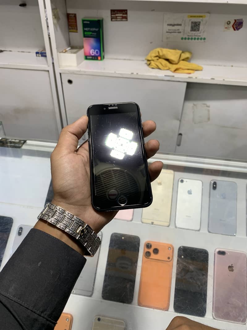 Apple iPhone SE 2