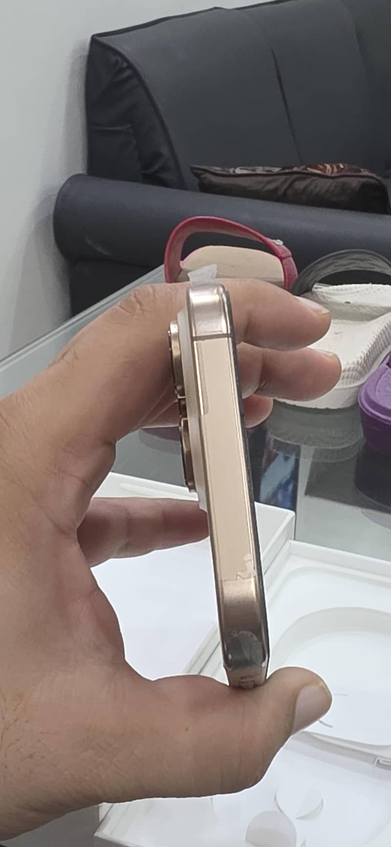 Apple iPhone 16 Pro Max 6