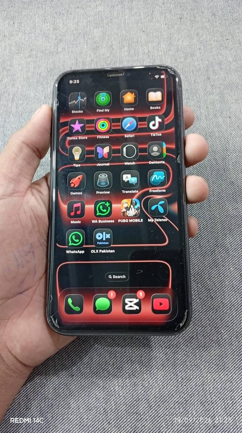 Apple iPhone 11 3