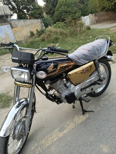 Hond CG 125 Gold Eddition