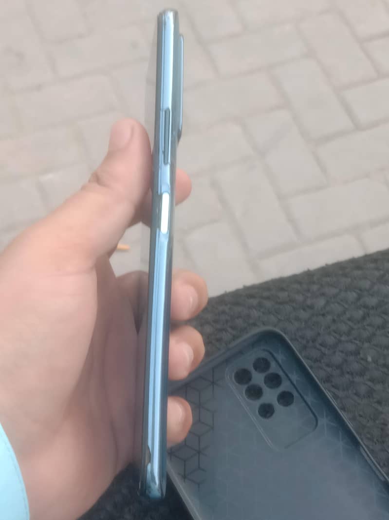 Infinix Note 8 4