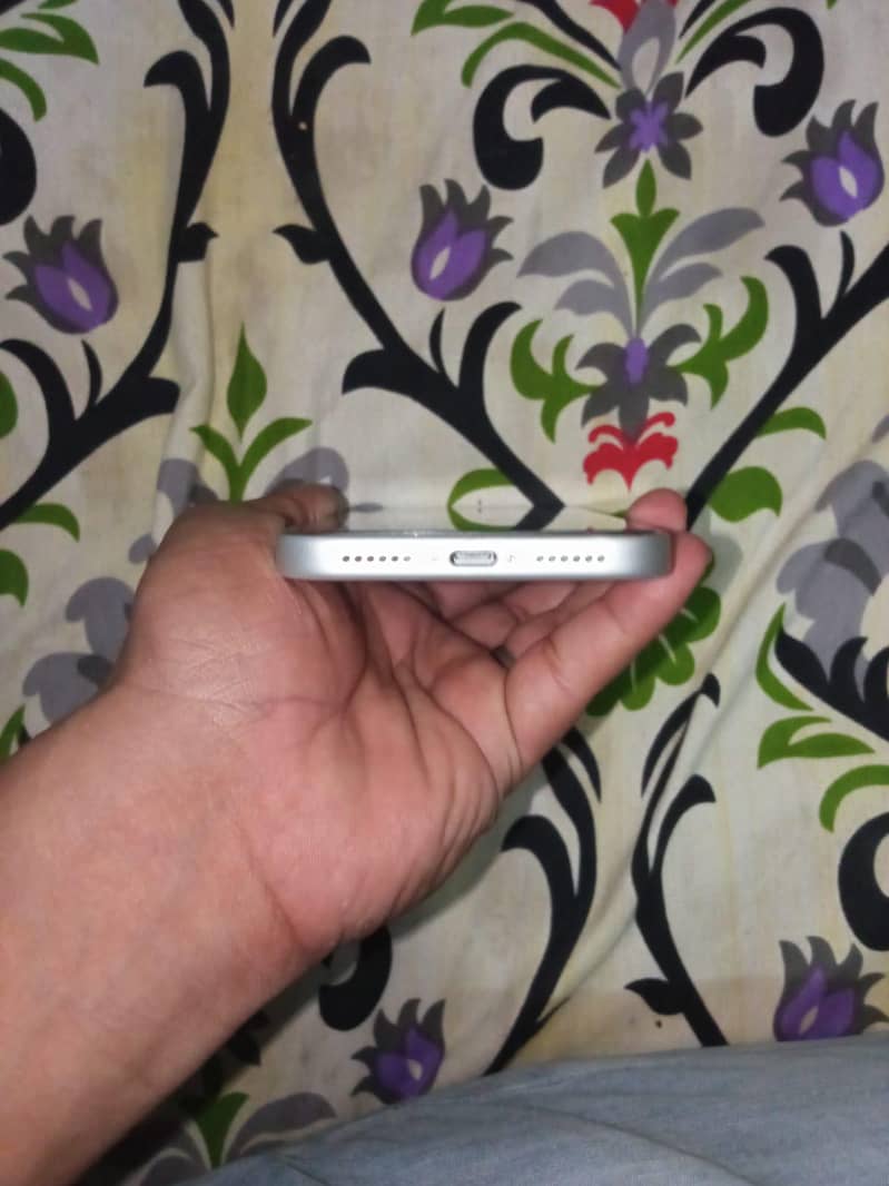 Apple iPhone 17 Pro Max 3