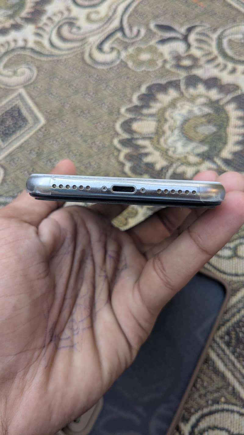 Apple iPhone X 2
