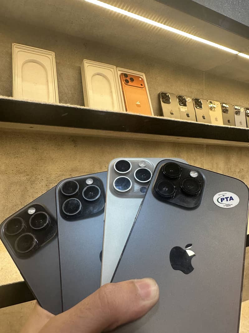 Apple iPhone 15 Pro Max 0