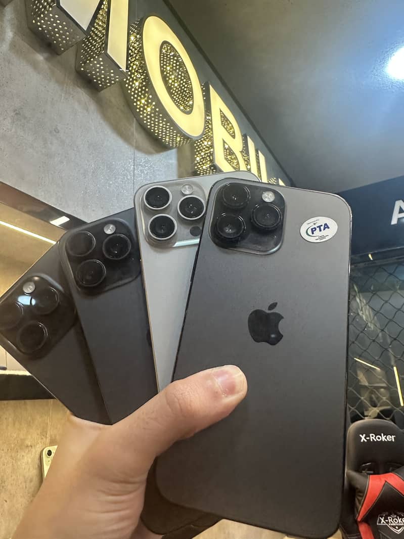 Apple iPhone 15 Pro Max 3