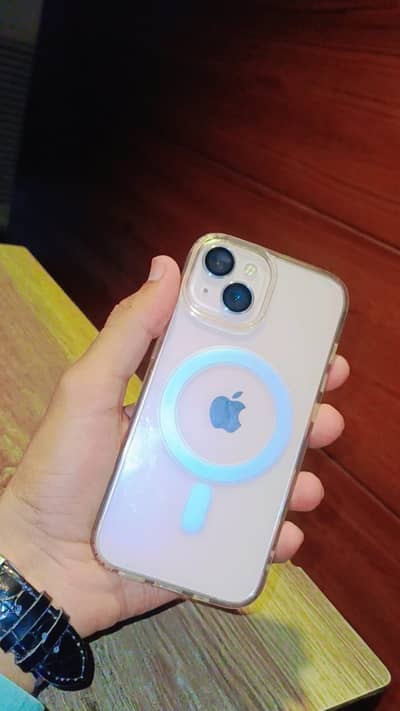 Apple iPhone 13