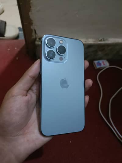 Apple iPhone 13 Pro