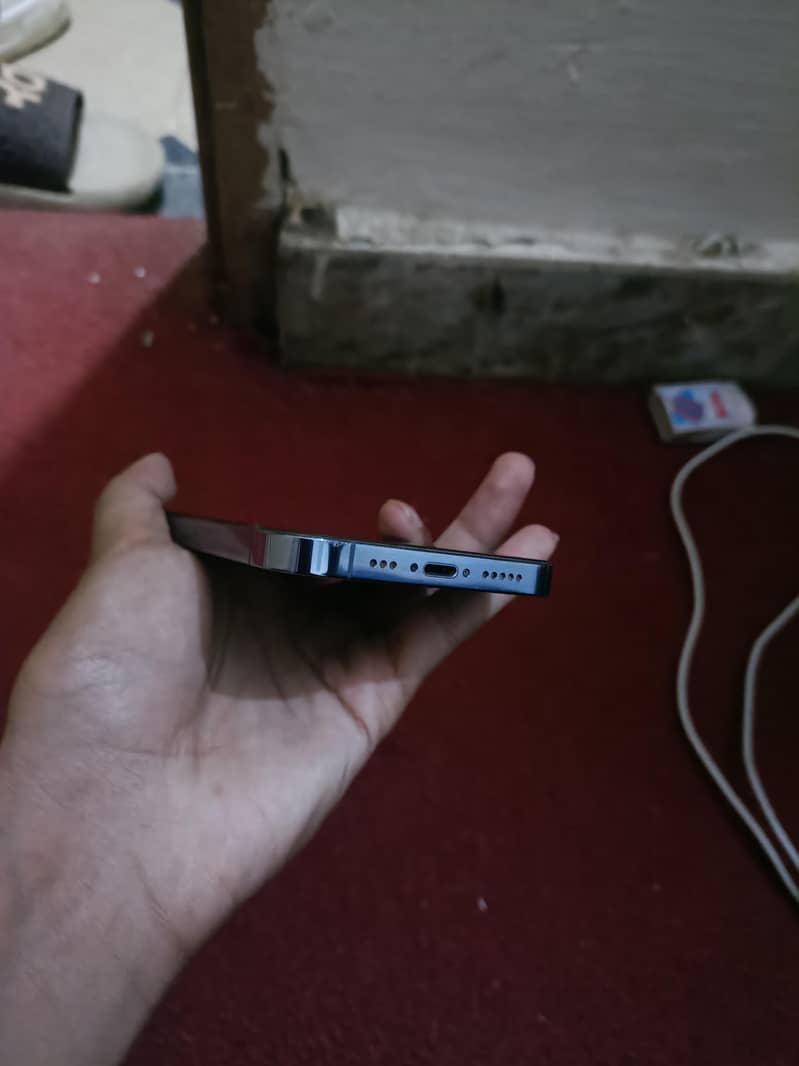 Apple iPhone 13 Pro 3