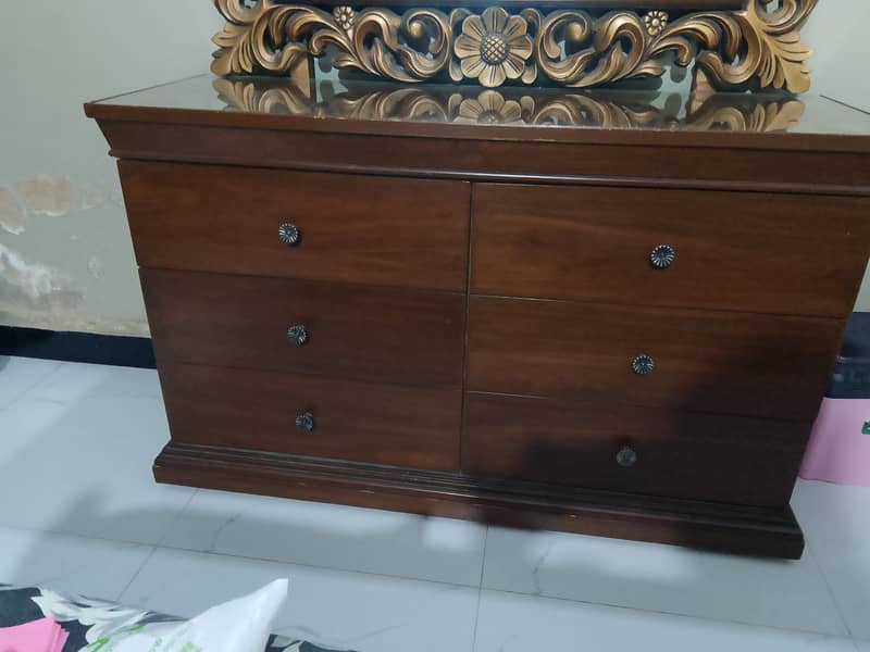 Dressing table 1
