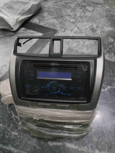 Original Honda City OEM Clarion Audio Player & Panel (2009–2021 Model)