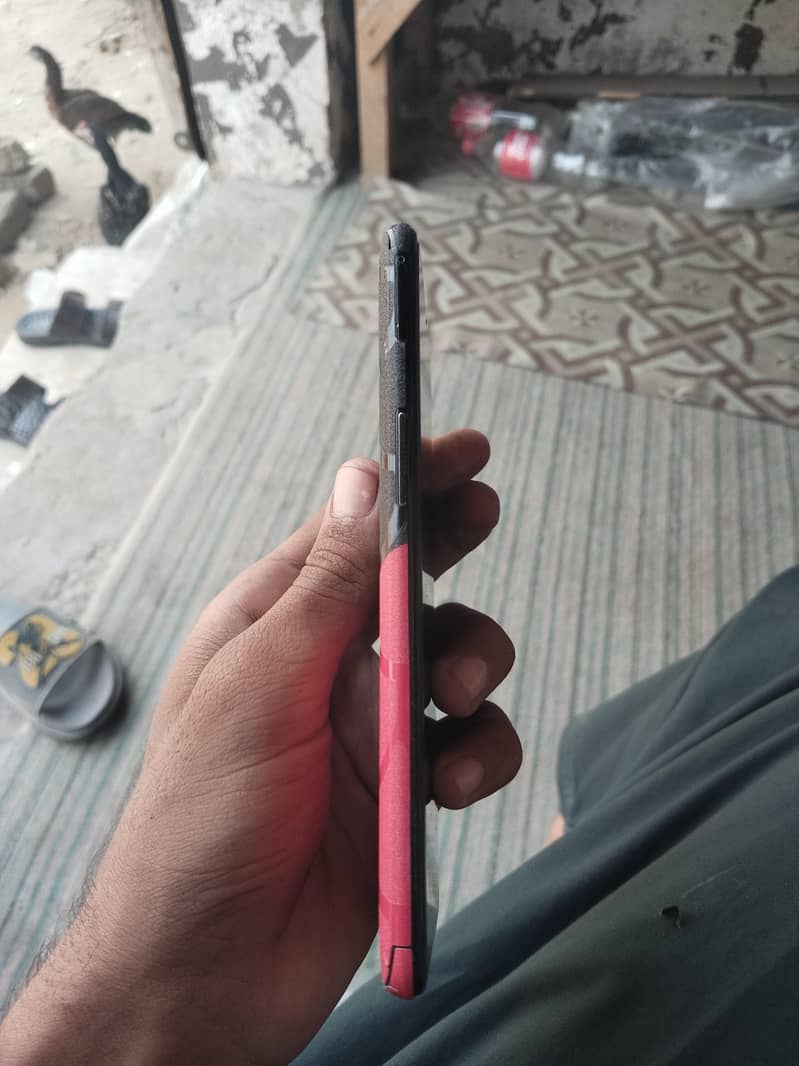 One Plus 6T 1