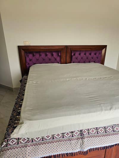 Durafoam Spring matress with excellent condition and mattress cover