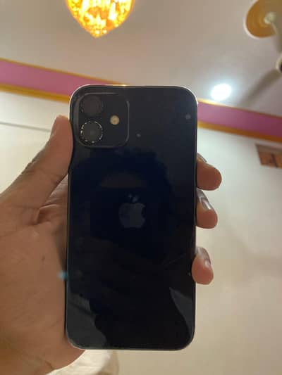 Apple iPhone 12