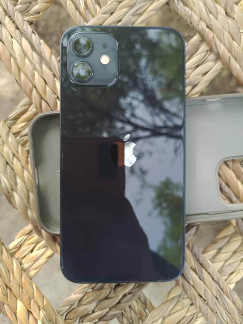 Apple iPhone 12 8