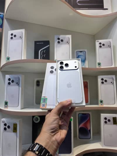iPhone 17 Pro Max 256GB | PTA Approved | Factory Unlock | 100% Battery