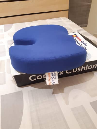 Molty Ortho Coccyx memory form cushion