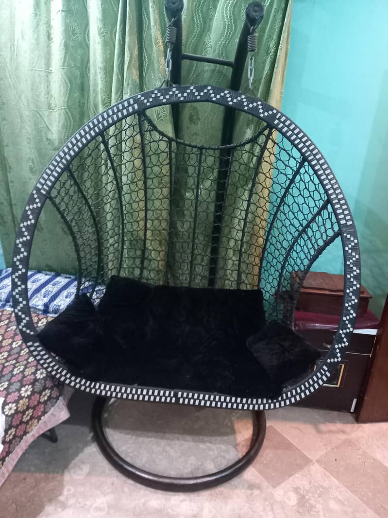 2 SEATER SWING 3