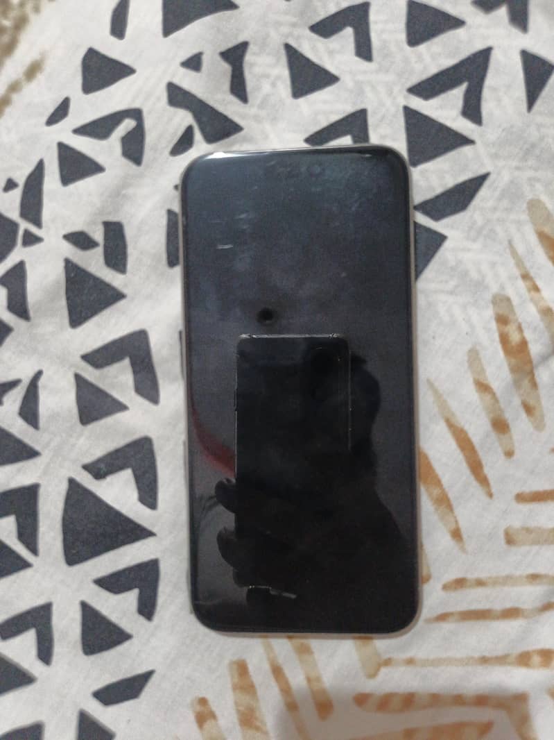 Apple iPhone 15 Pro Max 1