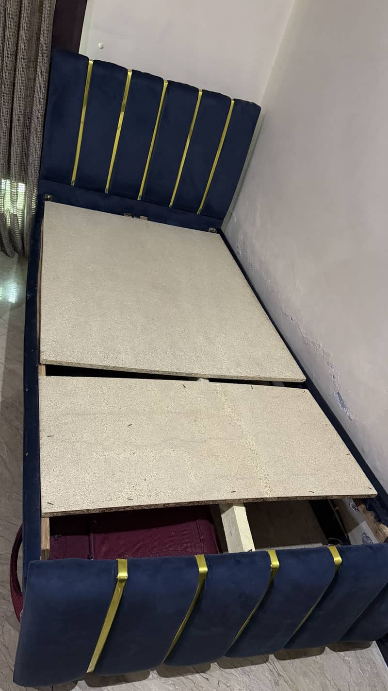 Single bed 3