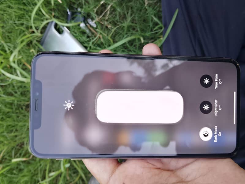 Apple iPhone XS Max 2