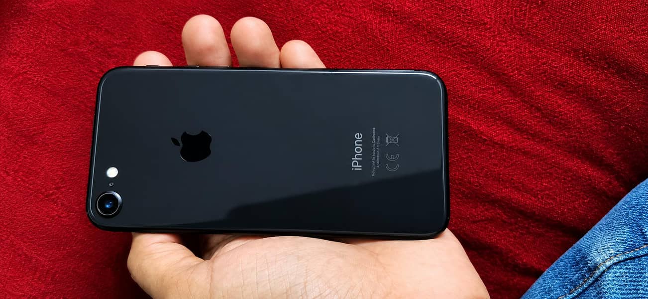 Apple iPhone 8 2