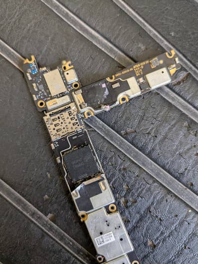 Dead Google Pixel 4 XL board