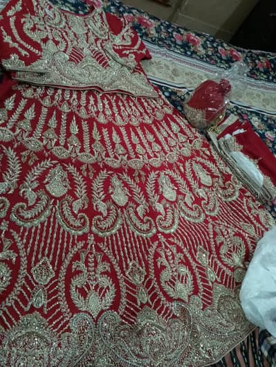 full new bilkul b use nhi howy hai bridal dress barat and walima
