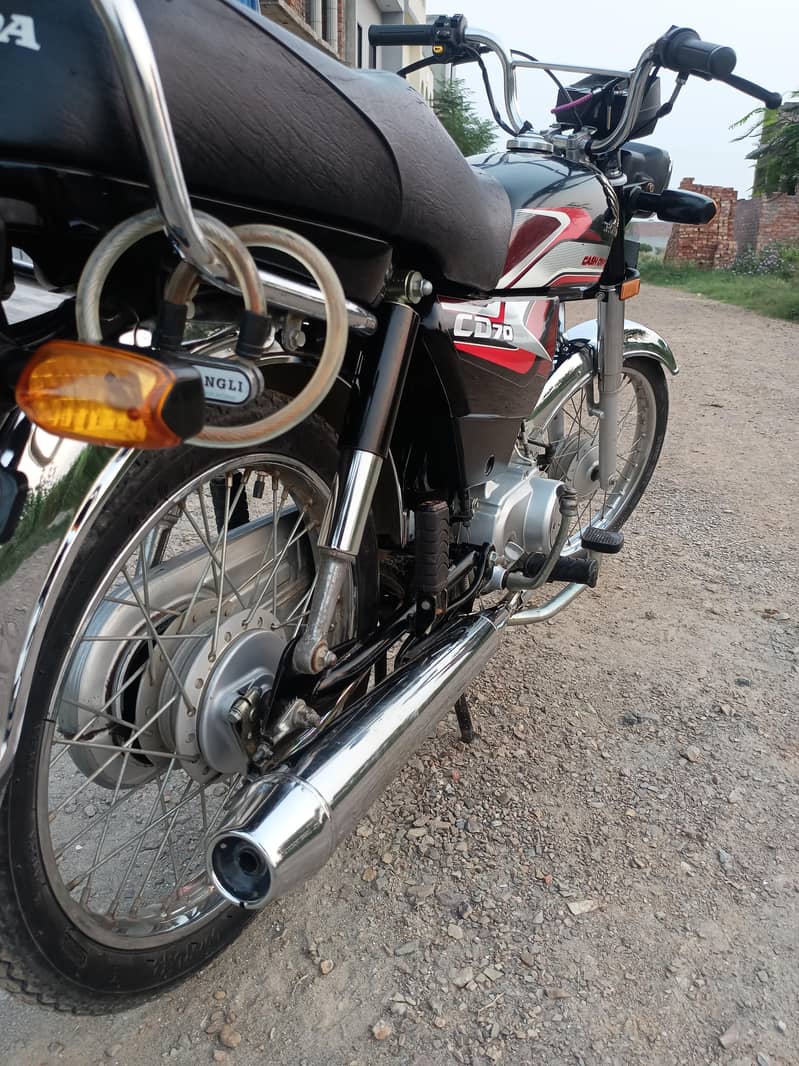 Honda CD 70CC 5