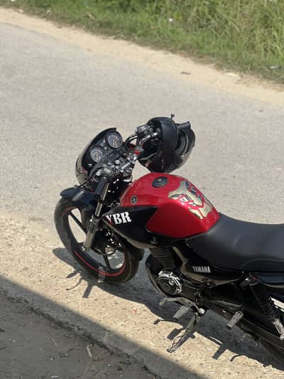 Yamaha ybr 2019 model red colour modified, details in description