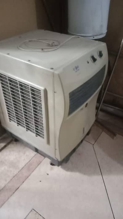 urgent sale karna ha Contact 03247307533