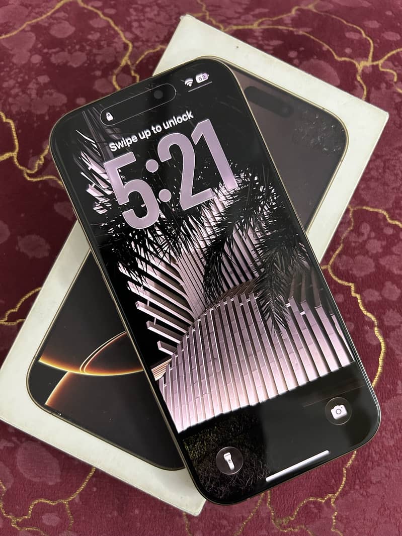 Apple iPhone 16 Pro 1